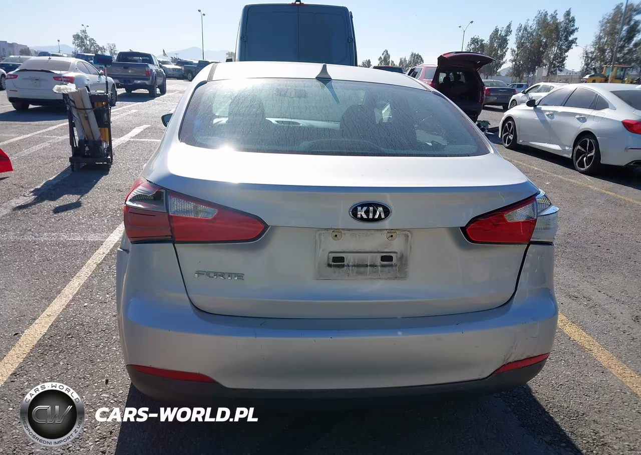 2016 Kia Forte Lx VIN:KNAFK4A62G5538966 - 16