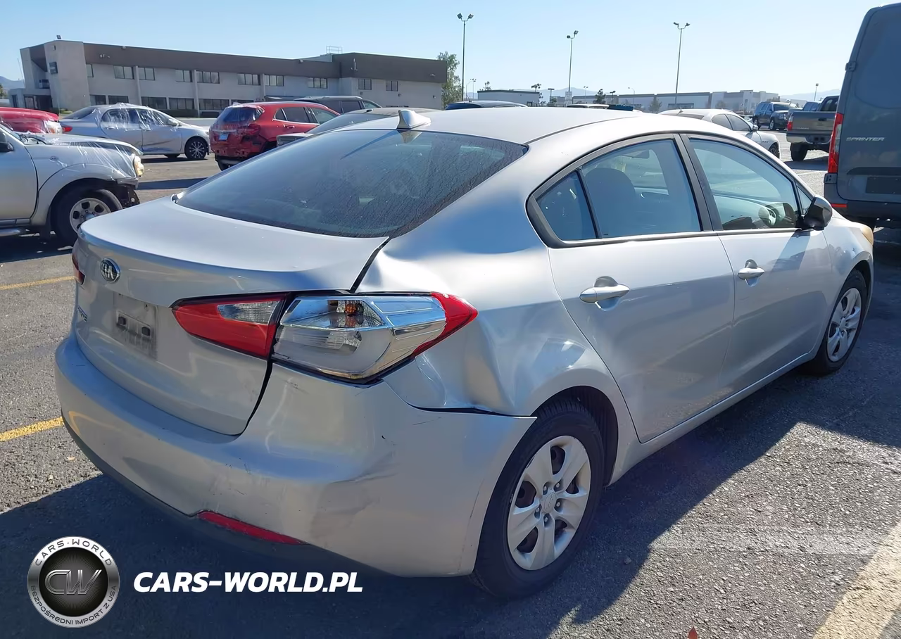 2016 Kia Forte Lx VIN:KNAFK4A62G5538966 - 4