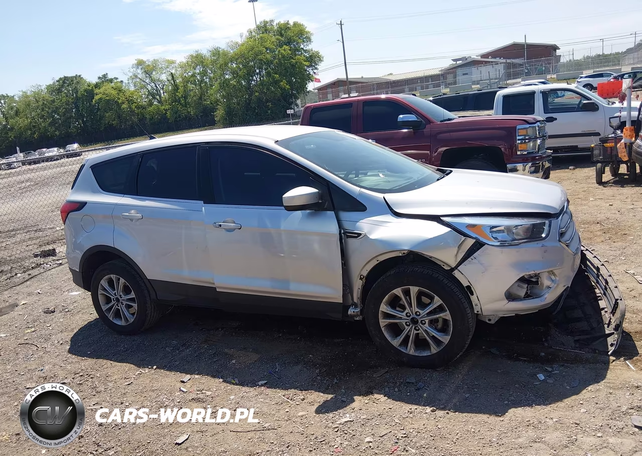2019 Ford Escape Se VIN:1FMCU0GD0KUB19782 - 13