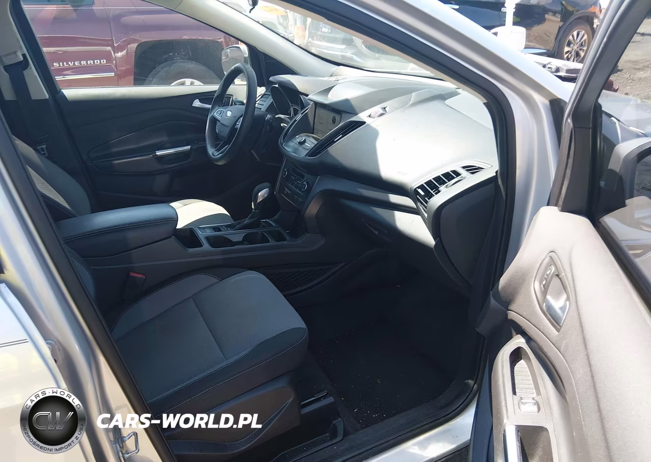 2019 Ford Escape Se VIN:1FMCU0GD0KUB19782 - 5