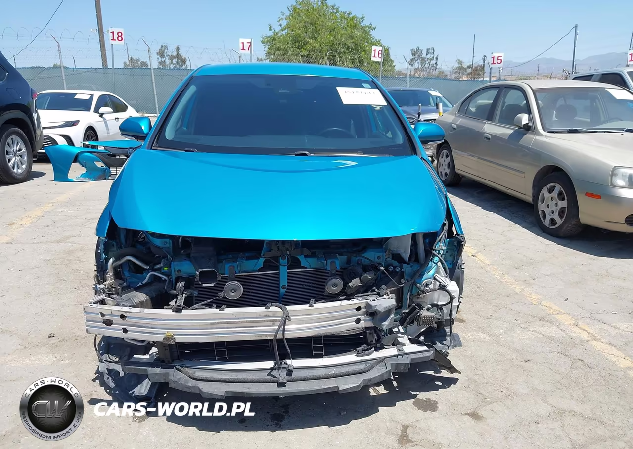 2021 Toyota Prius Prime Xle VIN:JTDKAMFPXM3170033 - 13