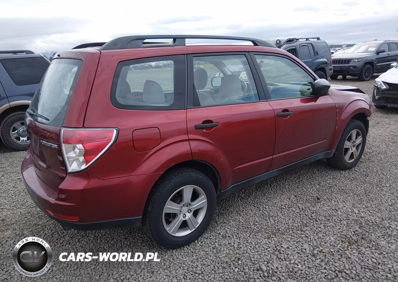 2011 Subaru Forester 2.5X VIN:JF2SHABC5BH774815 - 4