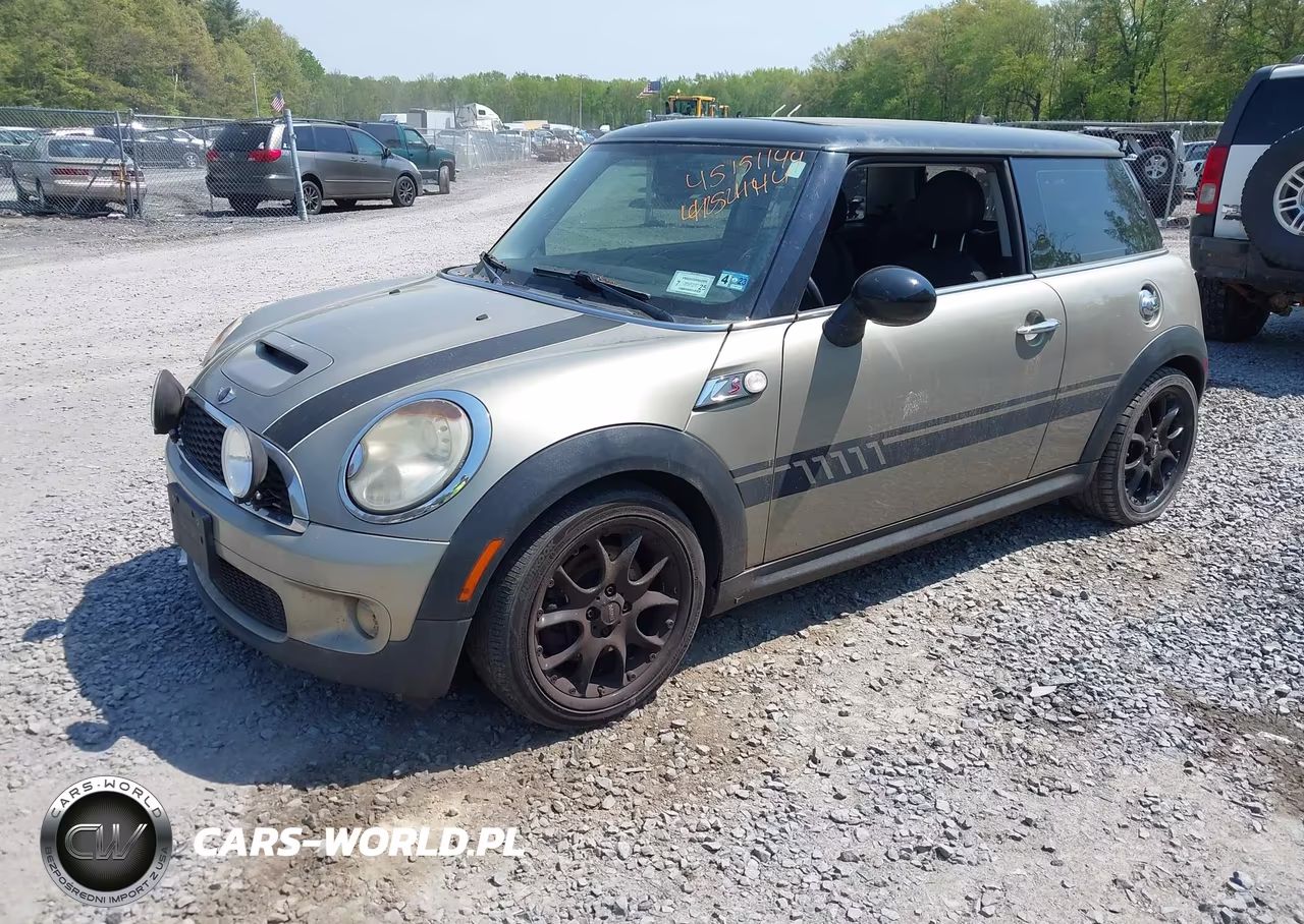 2007 Mini Cooper S VIN:WMWMF73597TL85953 - 2
