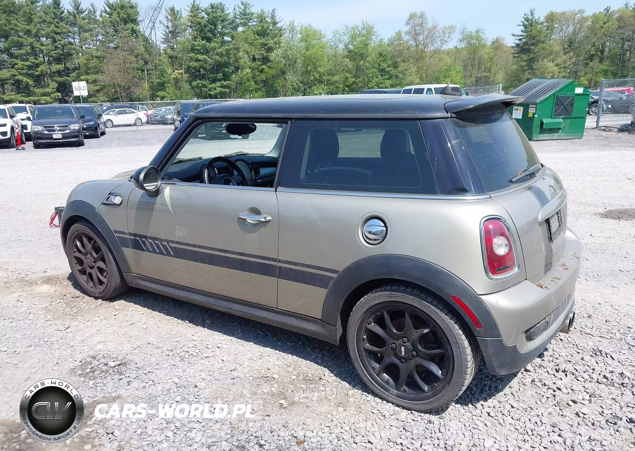 2007 Mini Cooper S VIN:WMWMF73597TL85953 - 3
