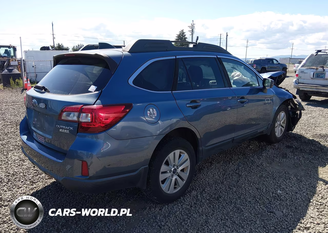 2017 Subaru Outback 2.5I Premium VIN:4S4BSACC2H3354073 - 4