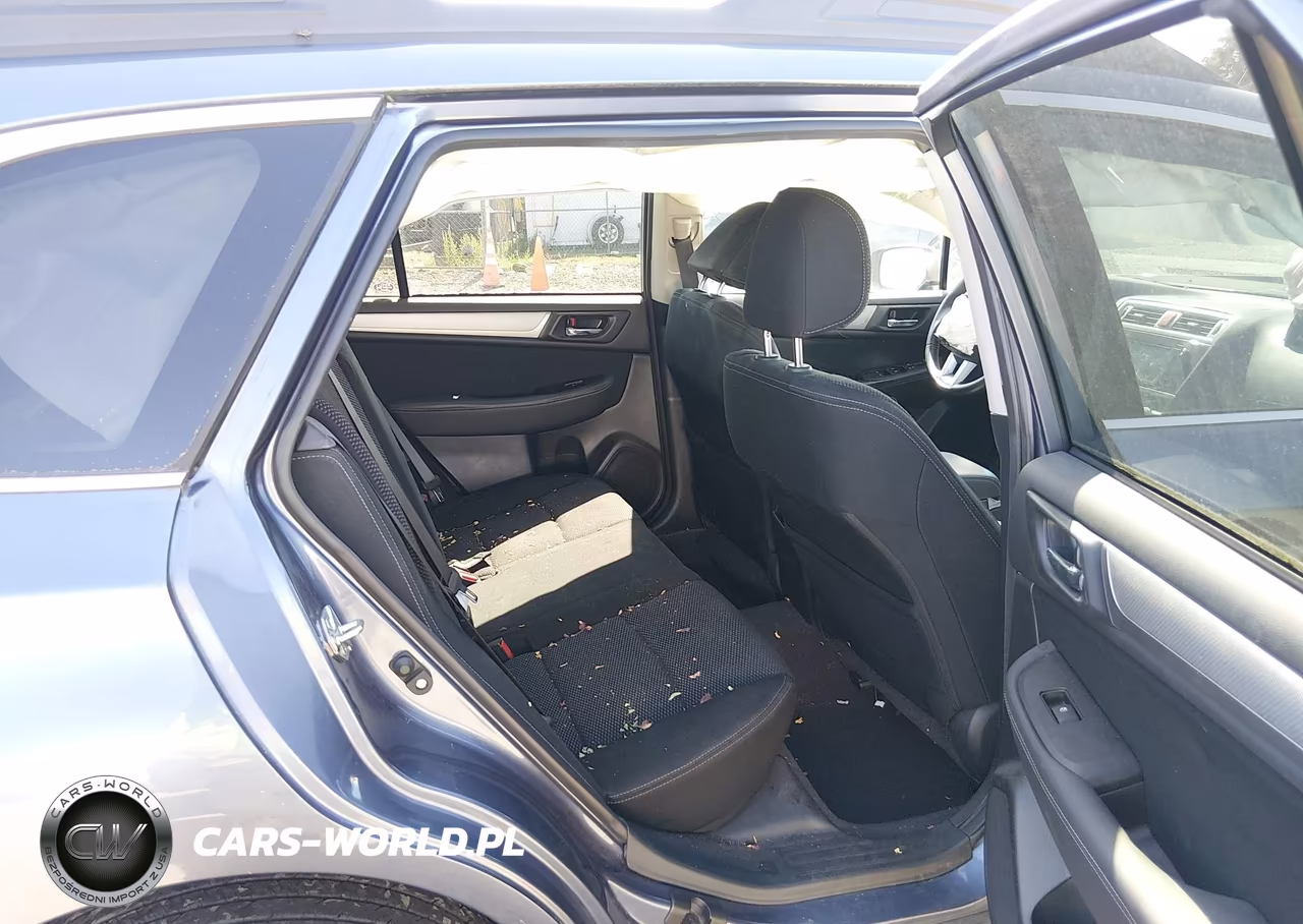 2017 Subaru Outback 2.5I Premium VIN:4S4BSACC2H3354073 - 8
