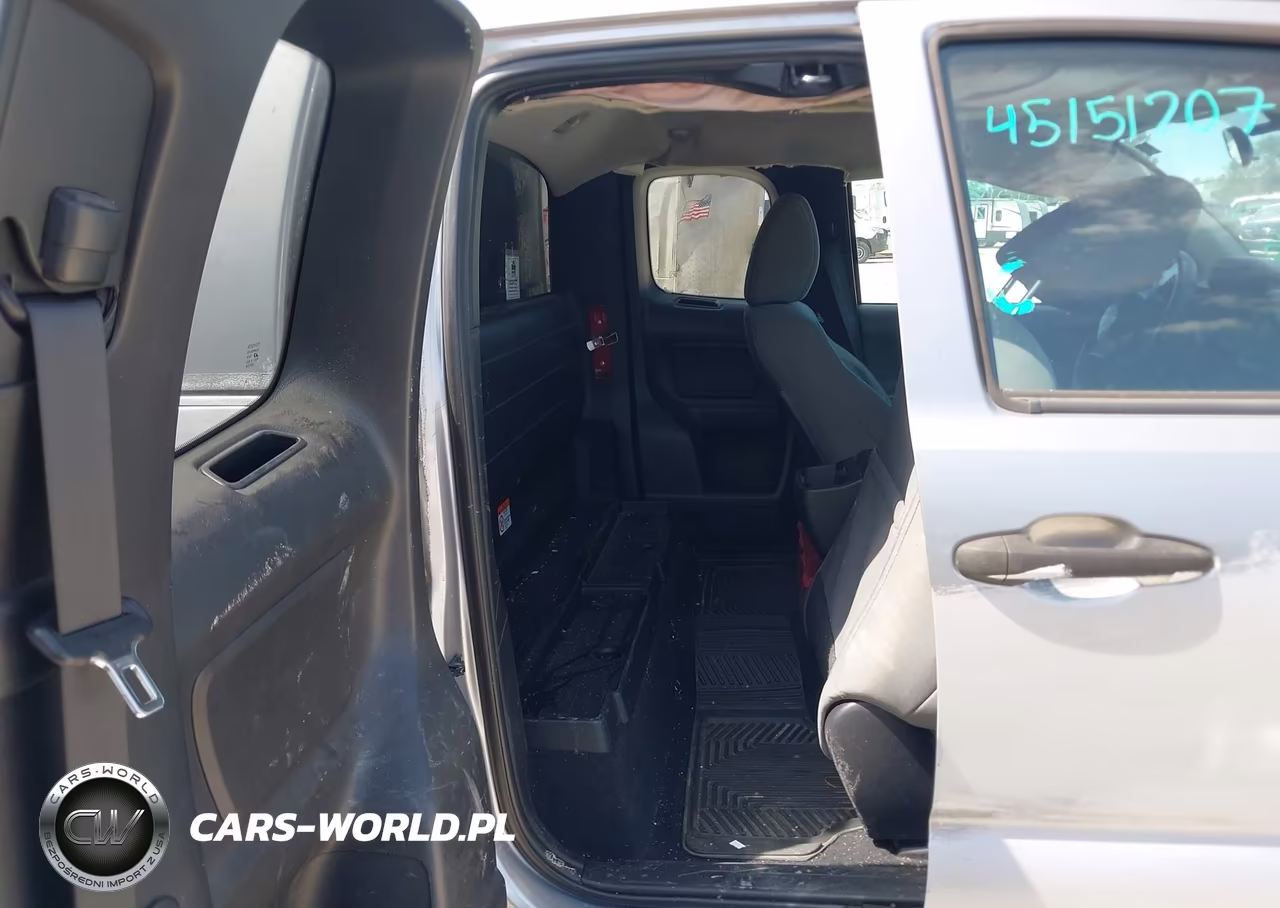 2019 Toyota Tacoma Sr VIN:5TFRX5GN7KX151025 - 8