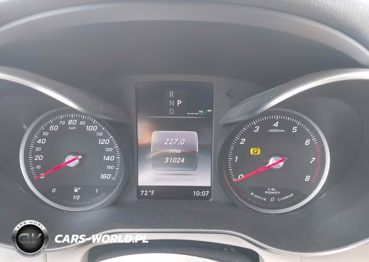 2018 Mercedes-Benz C 350E VIN:55SWF4HB9JU271761 - 7