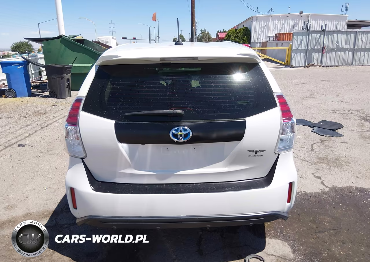 2017 Toyota Prius V Five VIN:JTDZN3EU2HJ065802 - 16