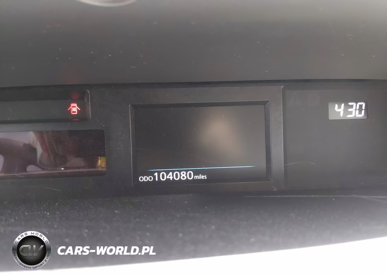 2017 Toyota Prius V Five VIN:JTDZN3EU2HJ065802 - 7