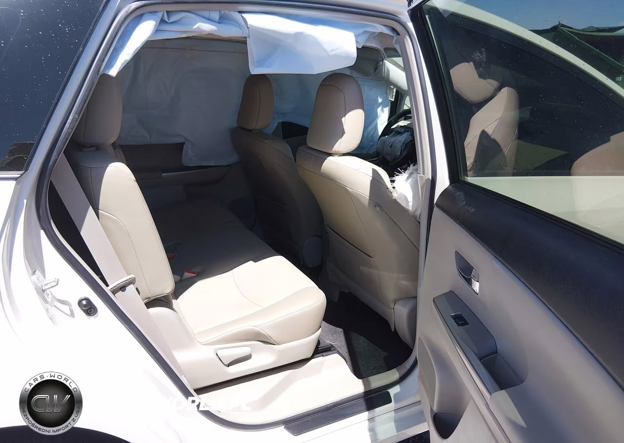 2017 Toyota Prius V Five VIN:JTDZN3EU2HJ065802 - 8