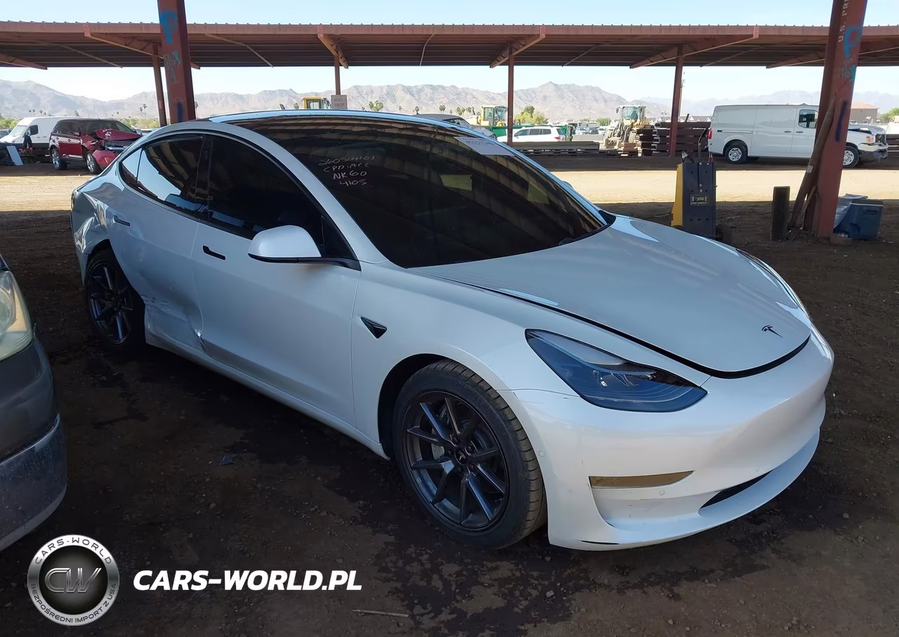 2021 Tesla Model 3 Standard Range Plus Rear-Wheel Drive – zdjęcie 1 z 16