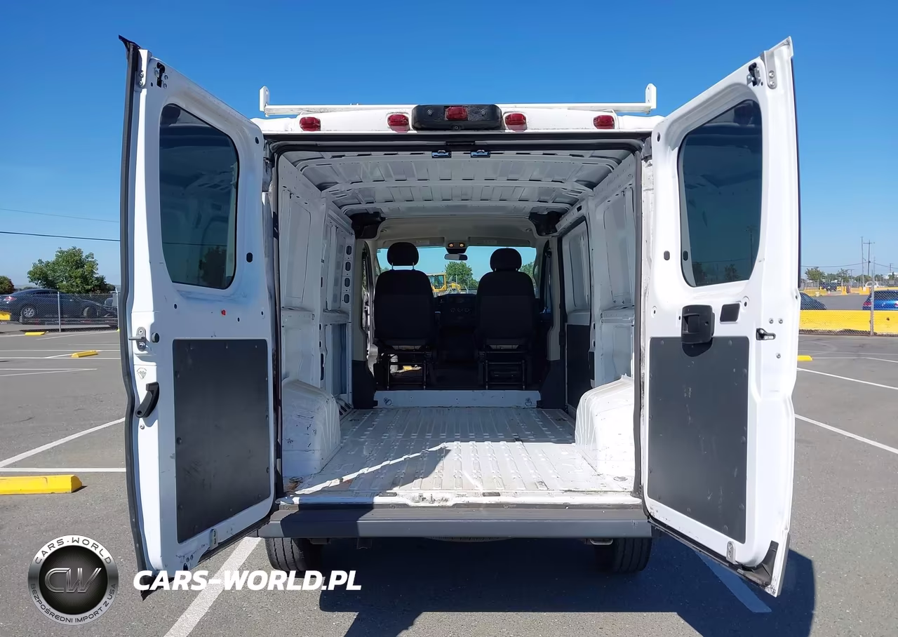2018 Ram Promaster 1500 Low Roof 136 Wb VIN:3C6TRVAG7JE146617 - 12