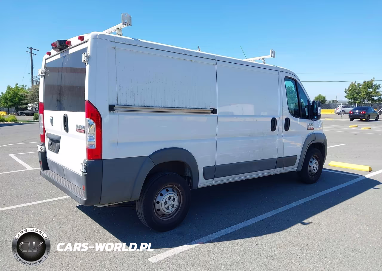 2018 Ram Promaster 1500 Low Roof 136 Wb VIN:3C6TRVAG7JE146617 - 4
