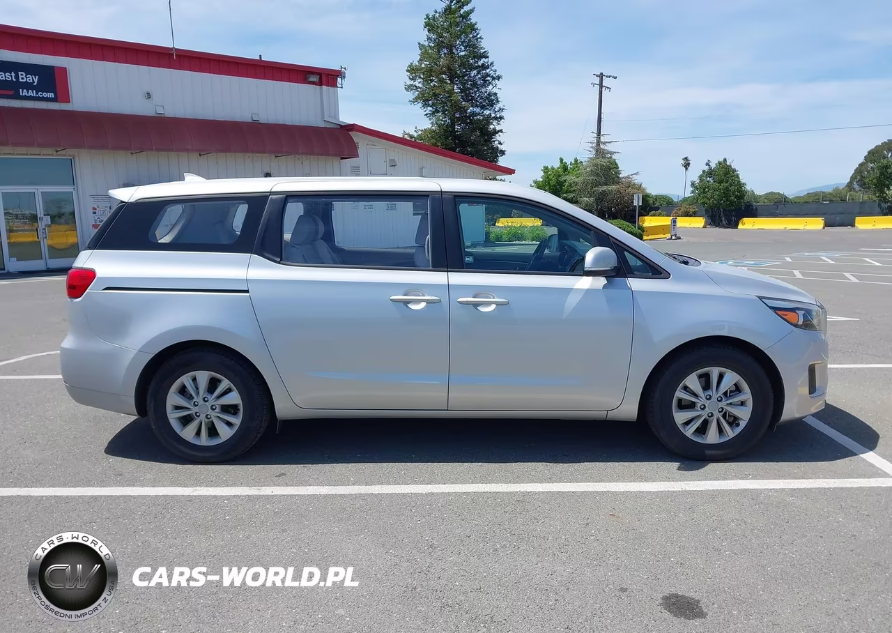 2018 Kia Sedona L VIN:KNDMA5C14J6376442 - 14