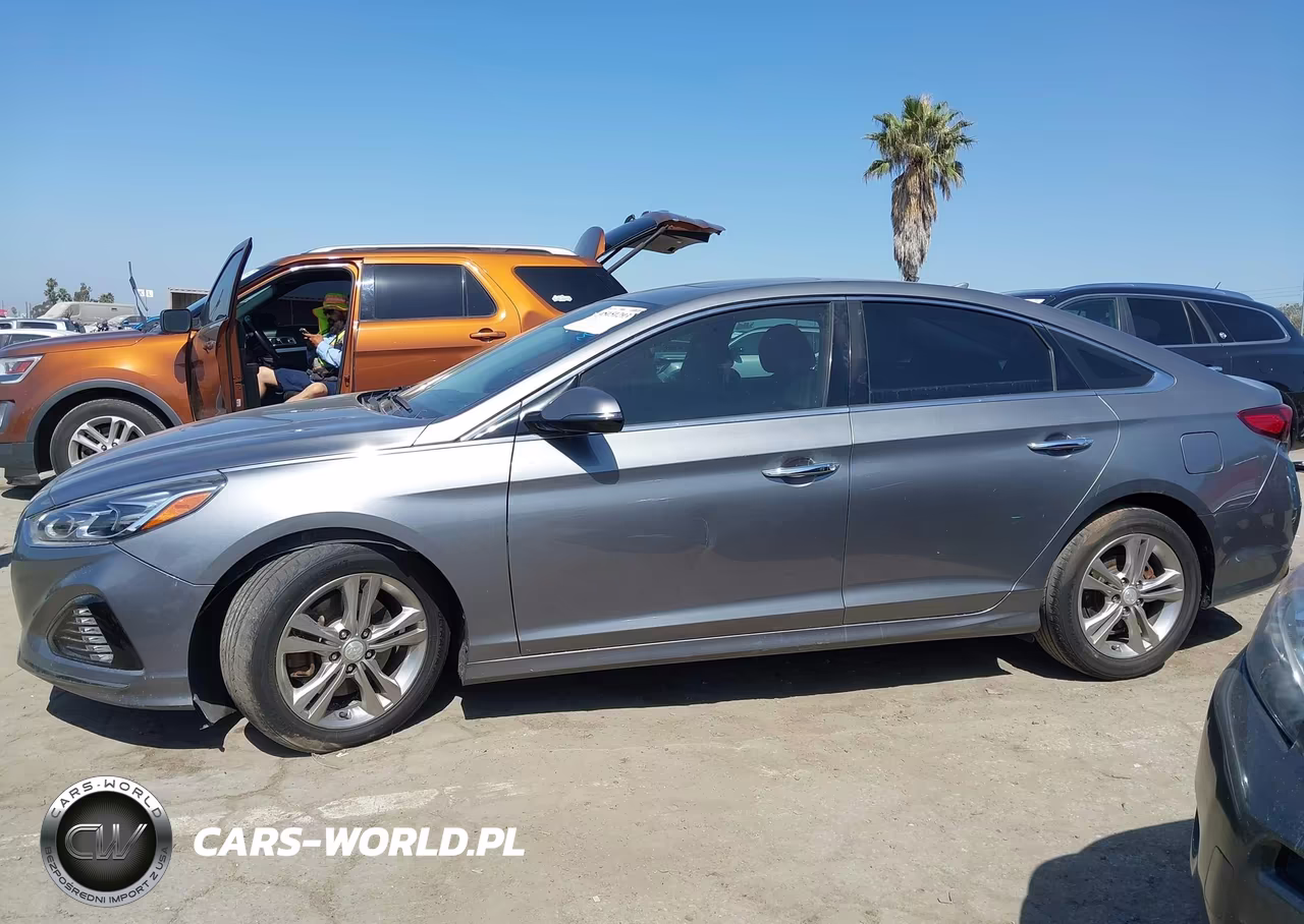 2019 Hyundai Sonata Limited VIN:5NPE34AF7KH768572 - 14