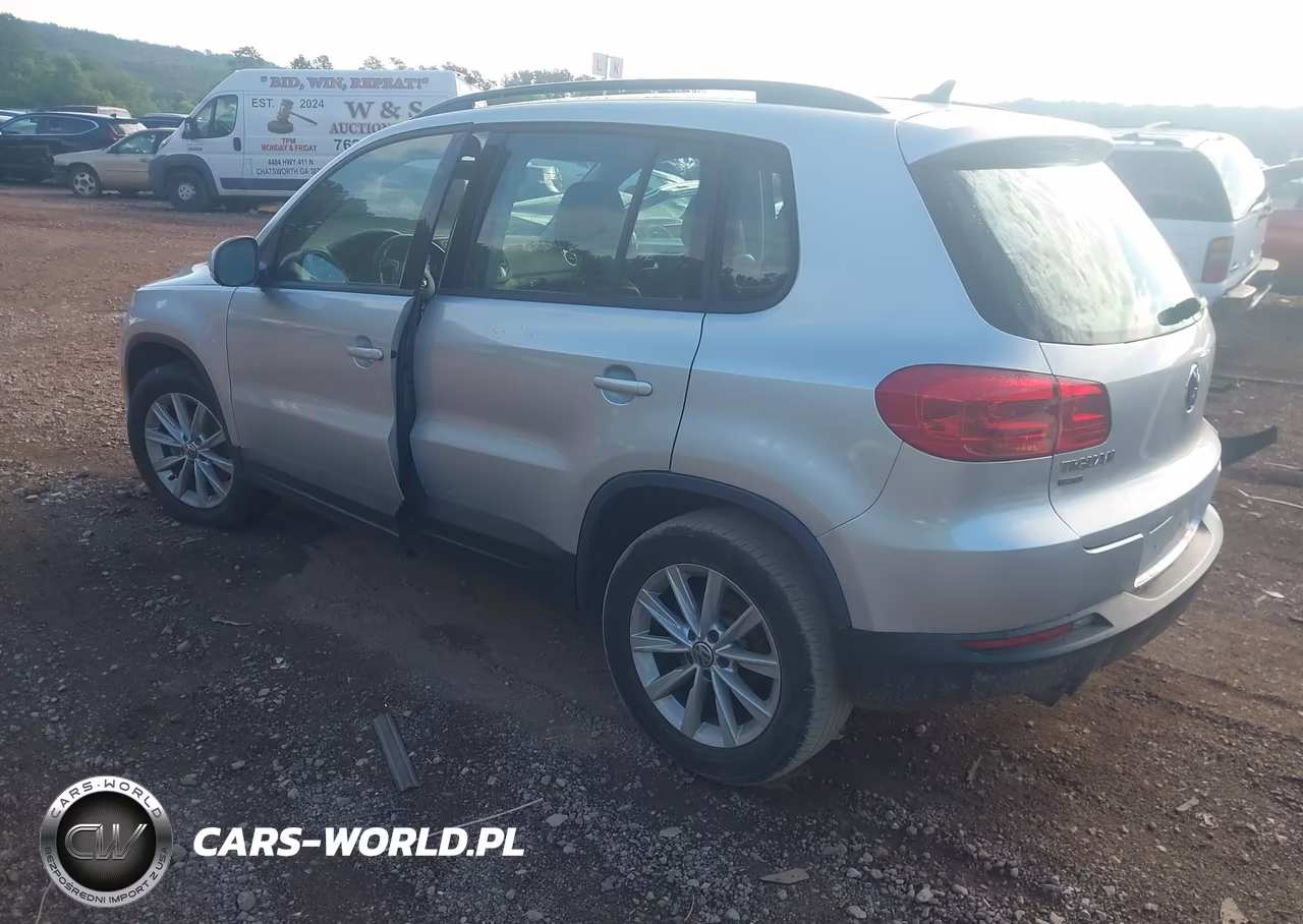 2017 Volkswagen Tiguan 2.0T-2.0T S VIN:WVGAV7AXXHK048448 - 3