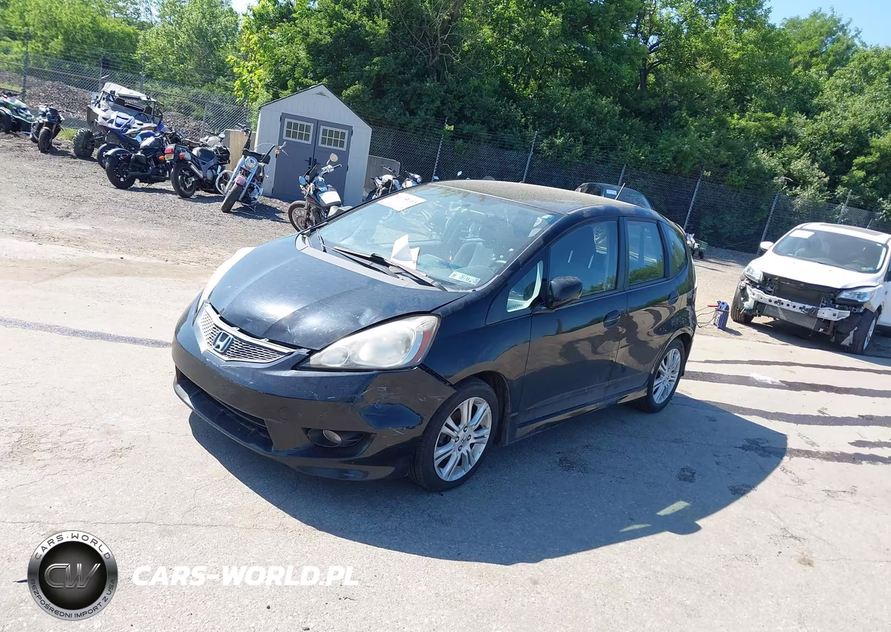 2010 Honda Fit Sport VIN:JHMGE8H44AC002807 - 2