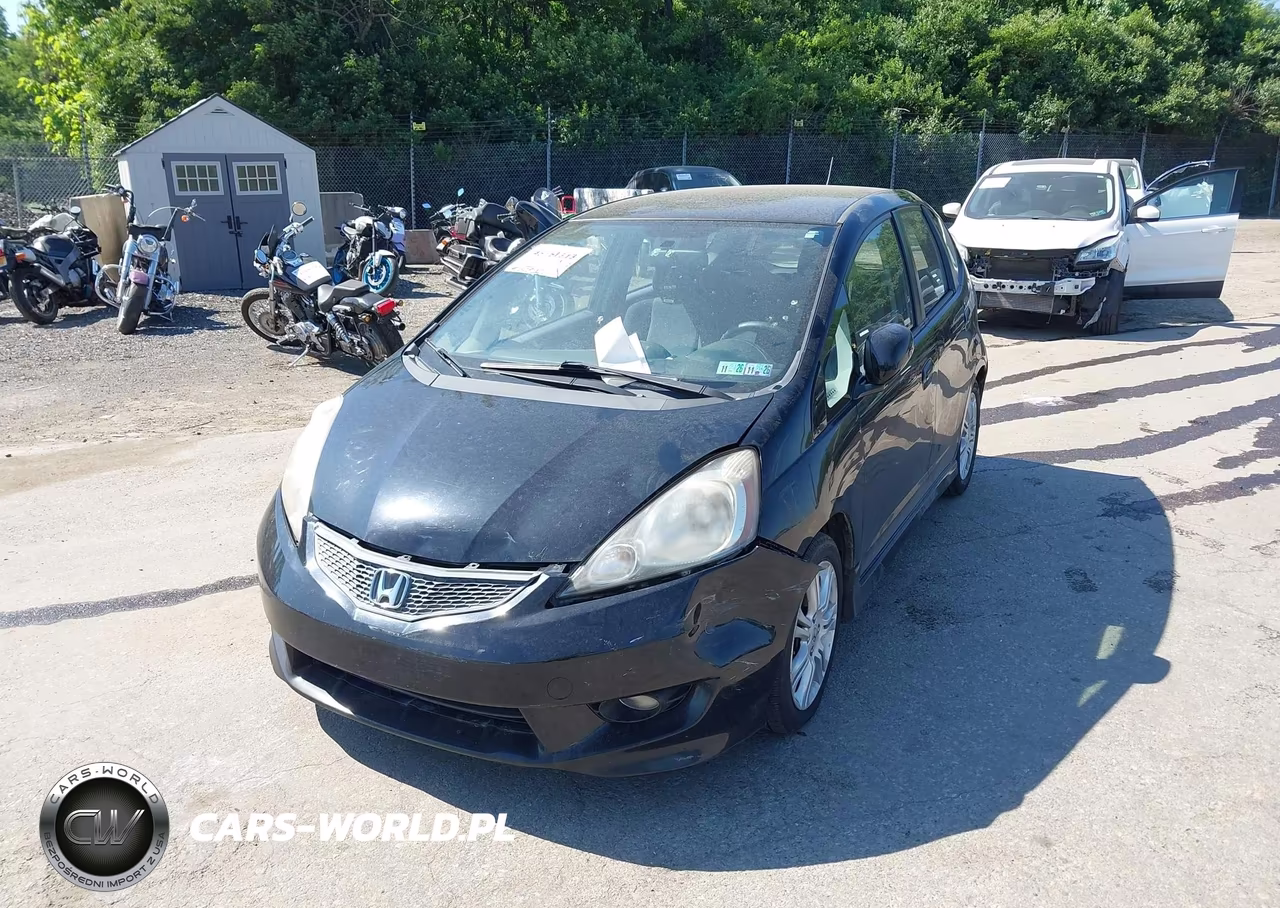 2010 Honda Fit Sport VIN:JHMGE8H44AC002807 - 6