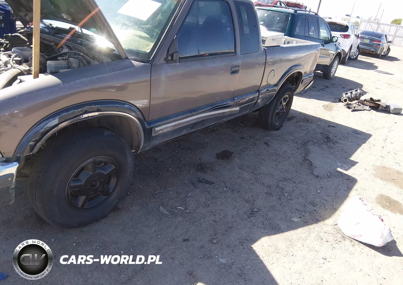 1998 Chevrolet S-10 Ls VIN:1GCDT19X9W8138841 - 6