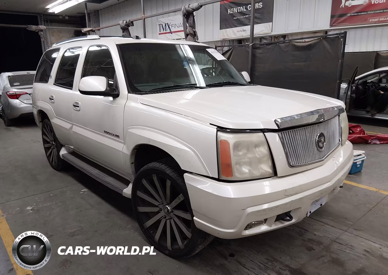 2005 Cadillac Escalade Standard