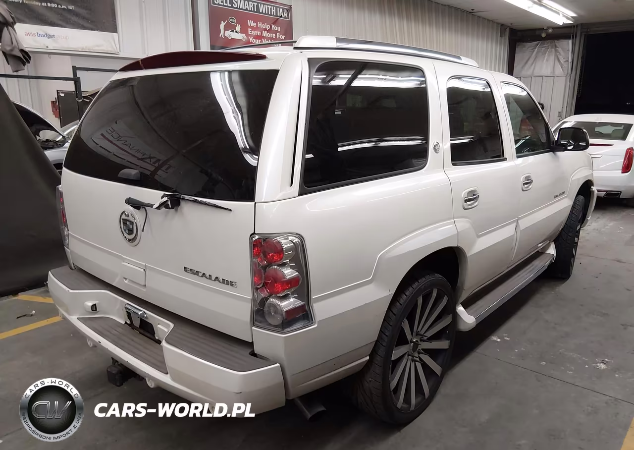 2005 Cadillac Escalade Standard VIN:1GYEK63N75R219092 - 4
