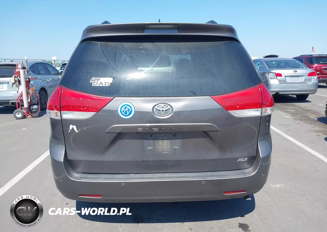 2012 Toyota Sienna Xle V6 8 Passenger VIN:5TDYK3DC7CS224547 - 16