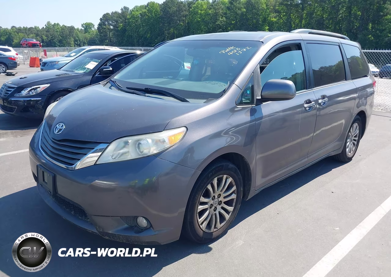 2012 Toyota Sienna Xle V6 8 Passenger VIN:5TDYK3DC7CS224547 - 2