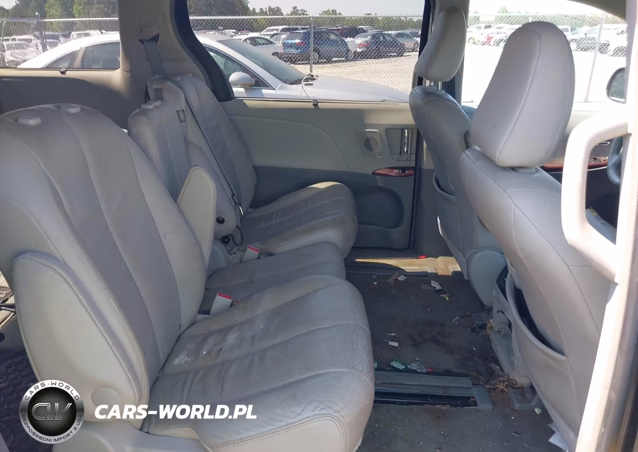 2012 Toyota Sienna Xle V6 8 Passenger VIN:5TDYK3DC7CS224547 - 8