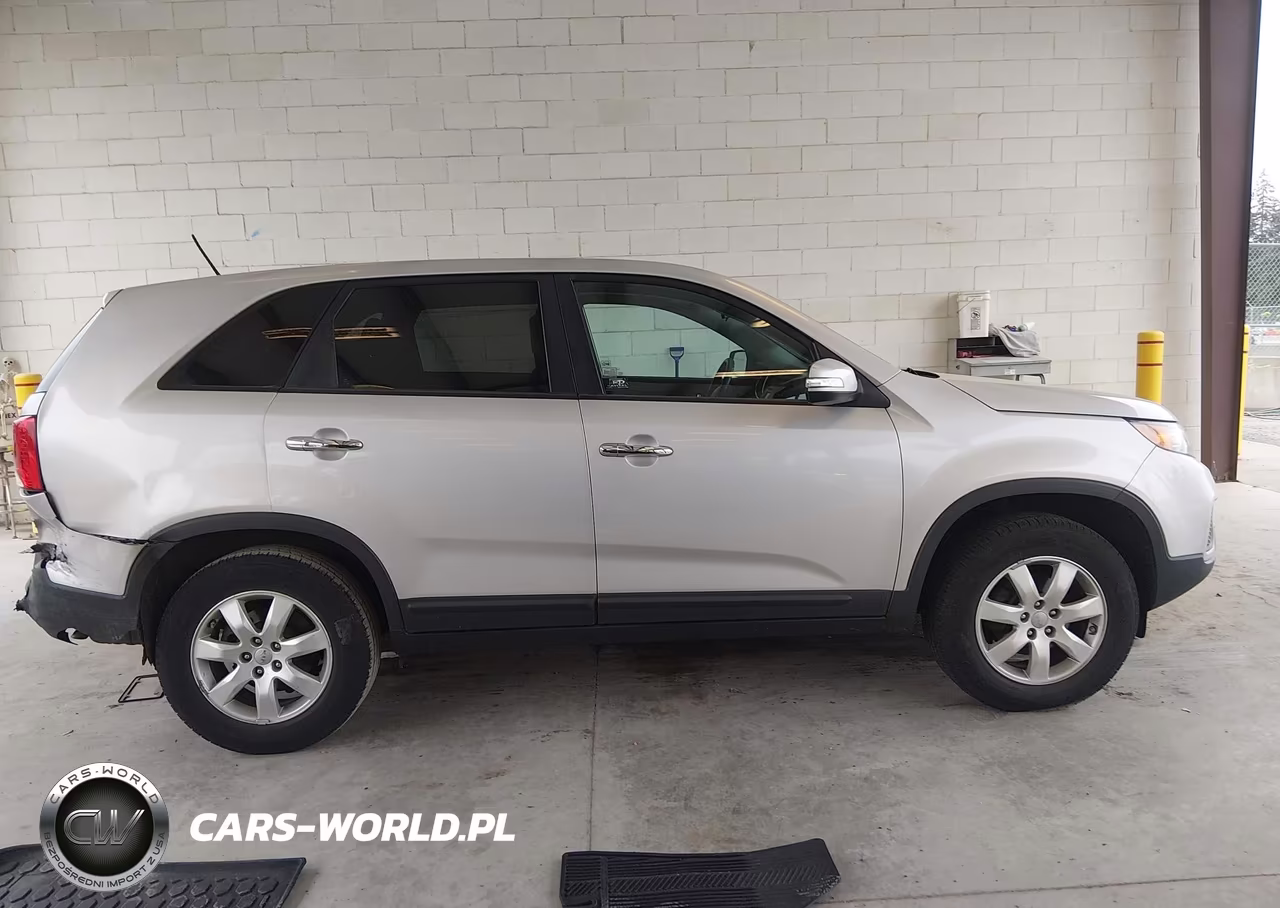 2013 Kia Sorento Lx VIN:5XYKT3A12DG409755 - 13