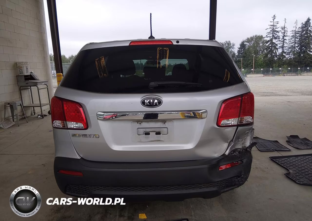 2013 Kia Sorento Lx VIN:5XYKT3A12DG409755 - 16