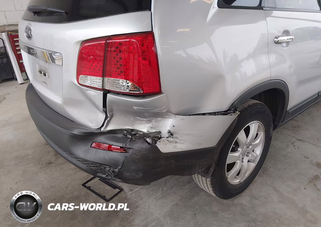 2013 Kia Sorento Lx VIN:5XYKT3A12DG409755 - 6