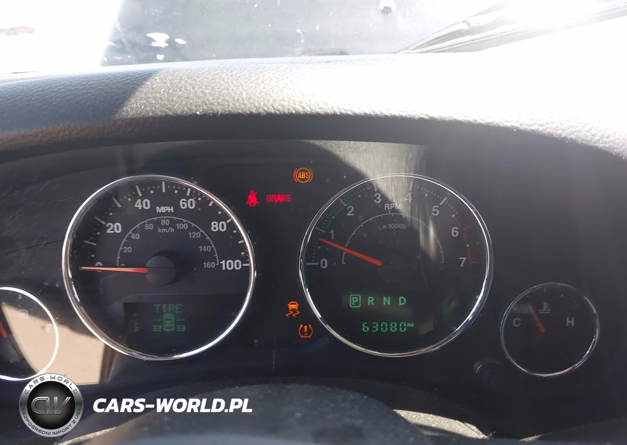2018 Jeep Wrangler Jk Unlimited Sahara VIN:1C4HJWEG8JL802563 - 7