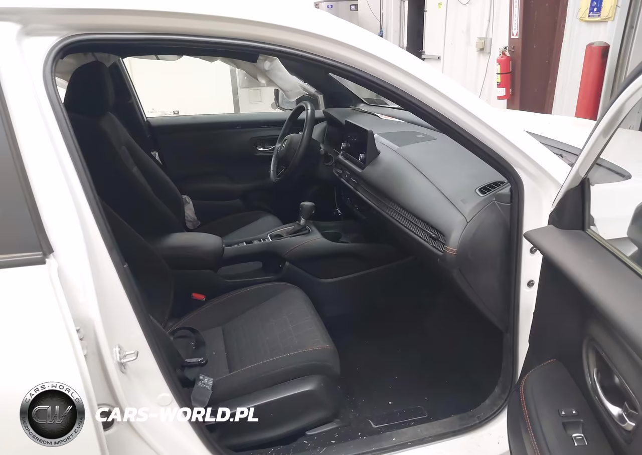 2025 Honda Hr-V Awd Sport VIN:3CZRZ2H57SM736193 - 5