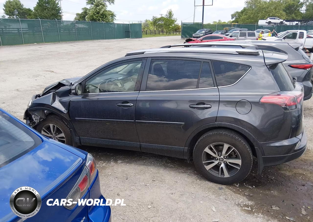 2018 Toyota Rav4 Xle VIN:JTMWFREVXJJ196137 - 15