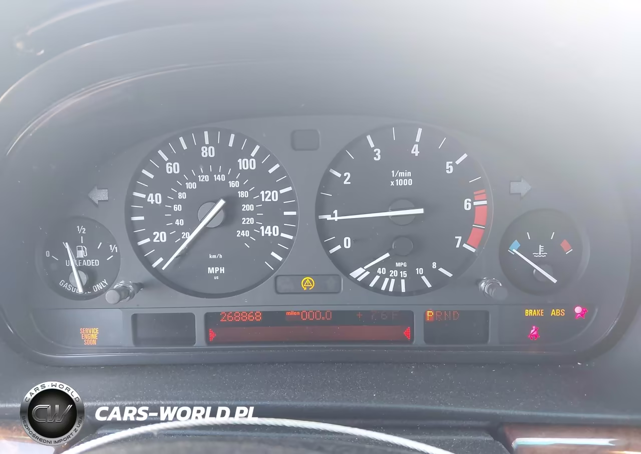 2000 BMW 740Ia VIN:WBAGG834XYDN80222 - 7