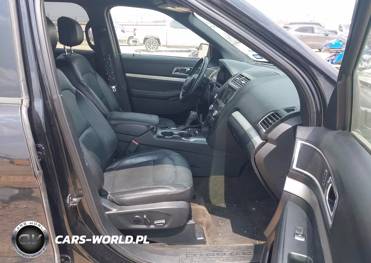 2017 Ford Explorer Xlt VIN:1FM5K7DH9HGD16374 - 5