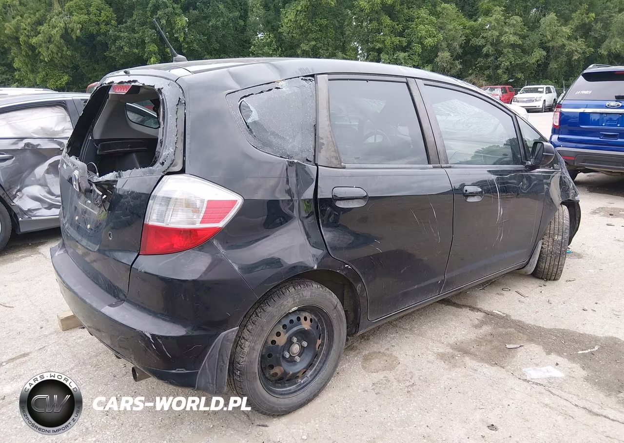 2010 Honda Fit VIN:JHMGE8G2XAS019259 - 4