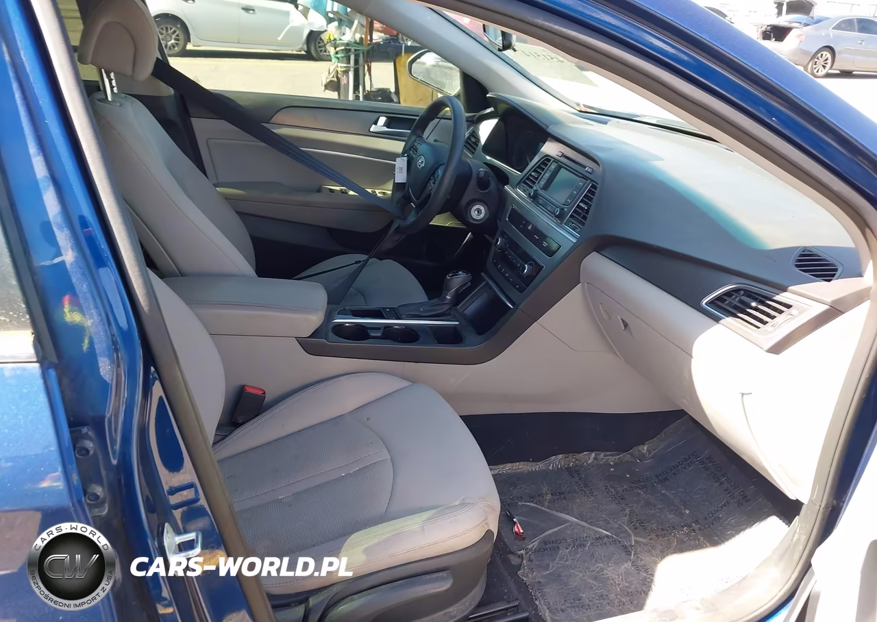 2015 Hyundai Sonata Sport VIN:5NPE34AF0FH044101 - 5