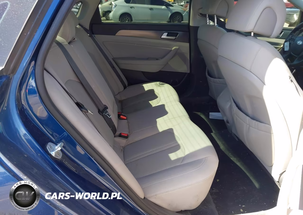 2015 Hyundai Sonata Sport VIN:5NPE34AF0FH044101 - 8