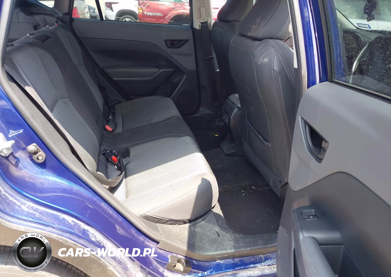 2024 Subaru Crosstrek Premium VIN:JF2GUADC7RH905977 - 8