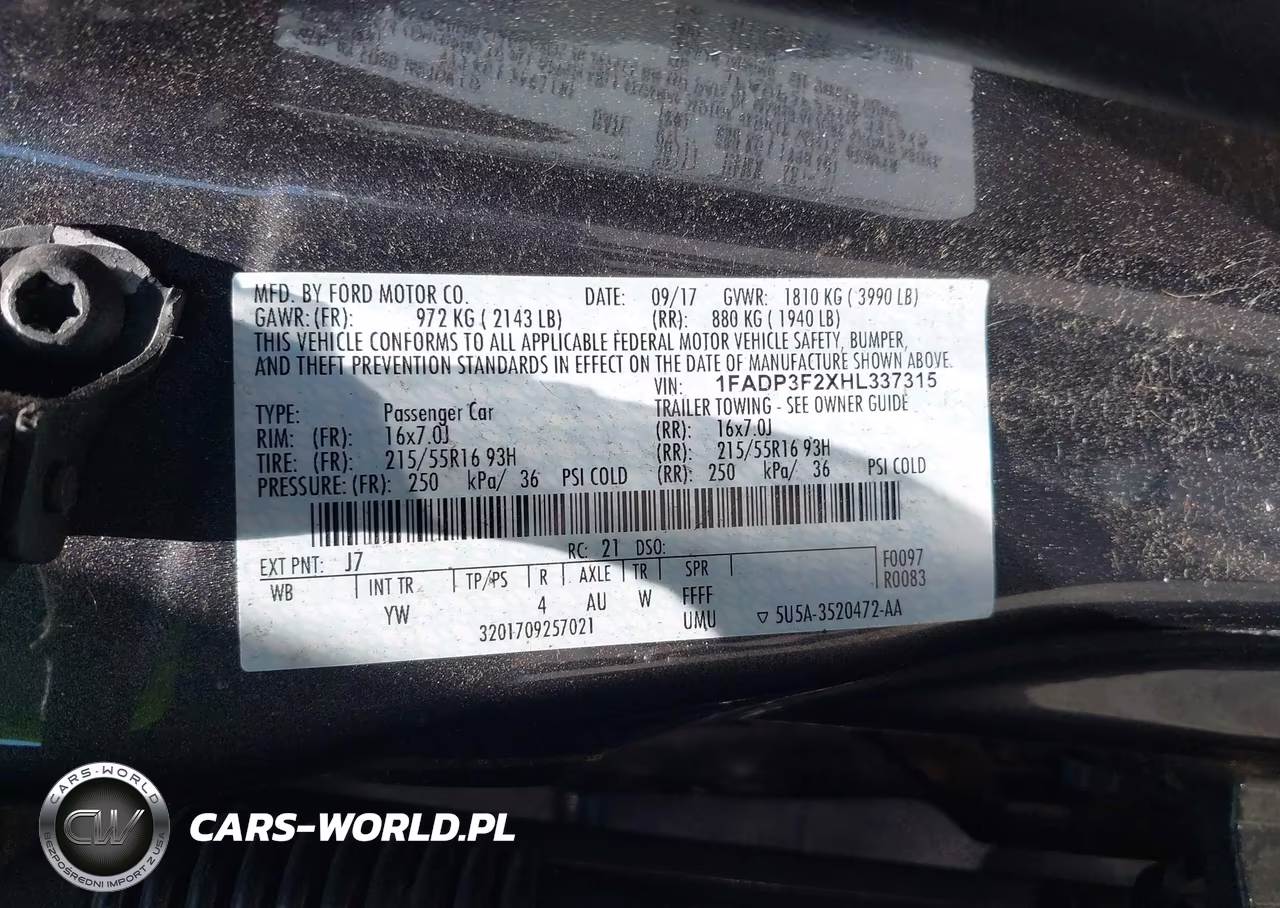 2017 Ford Focus Se VIN:1FADP3F2XHL337315 - 9