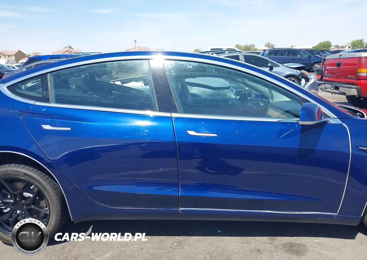 2018 Tesla Model 3 Long Range-Mid Range VIN:5YJ3E1EA5JF034220 - 12