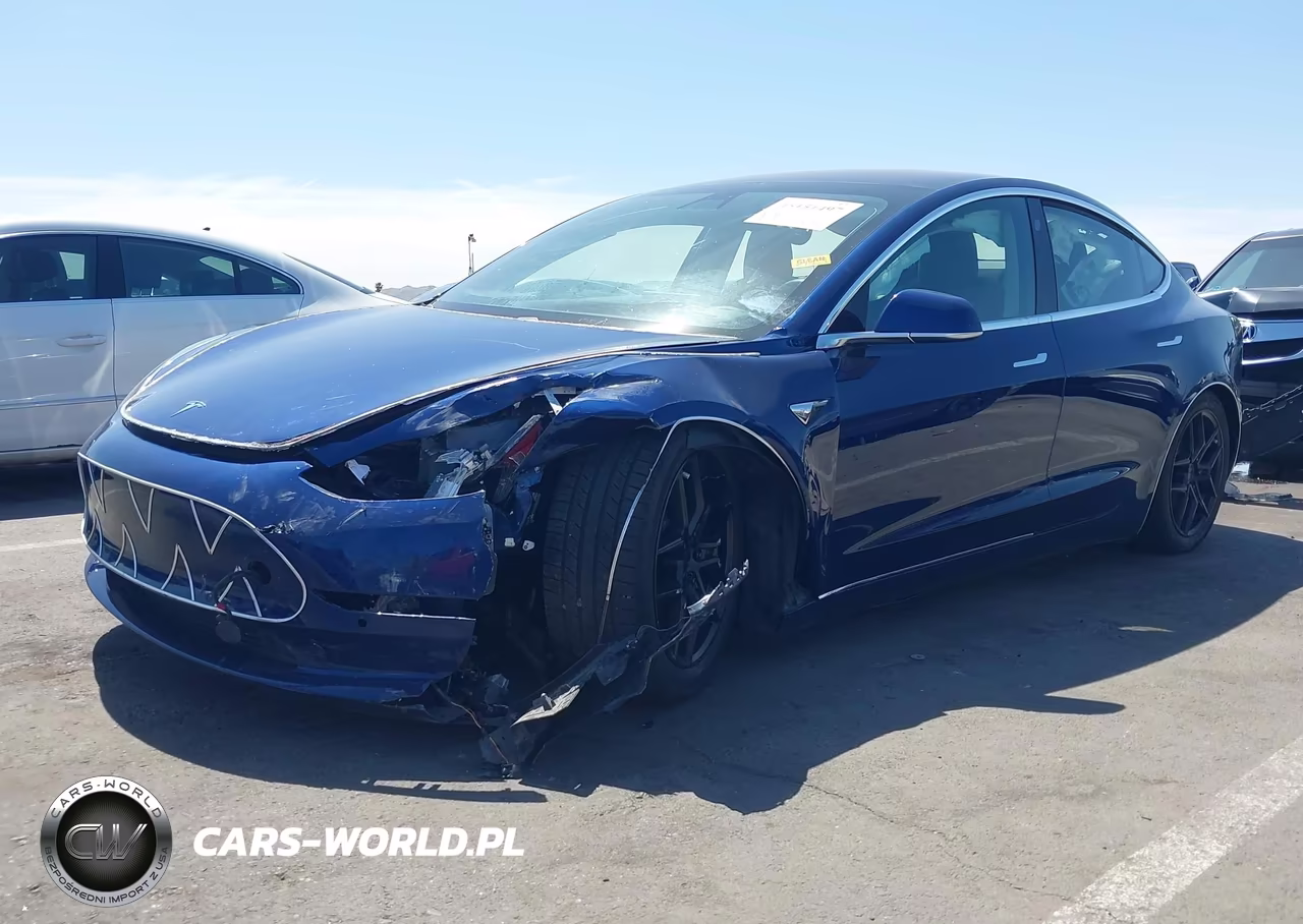 2018 Tesla Model 3 Long Range-Mid Range VIN:5YJ3E1EA5JF034220 - 2