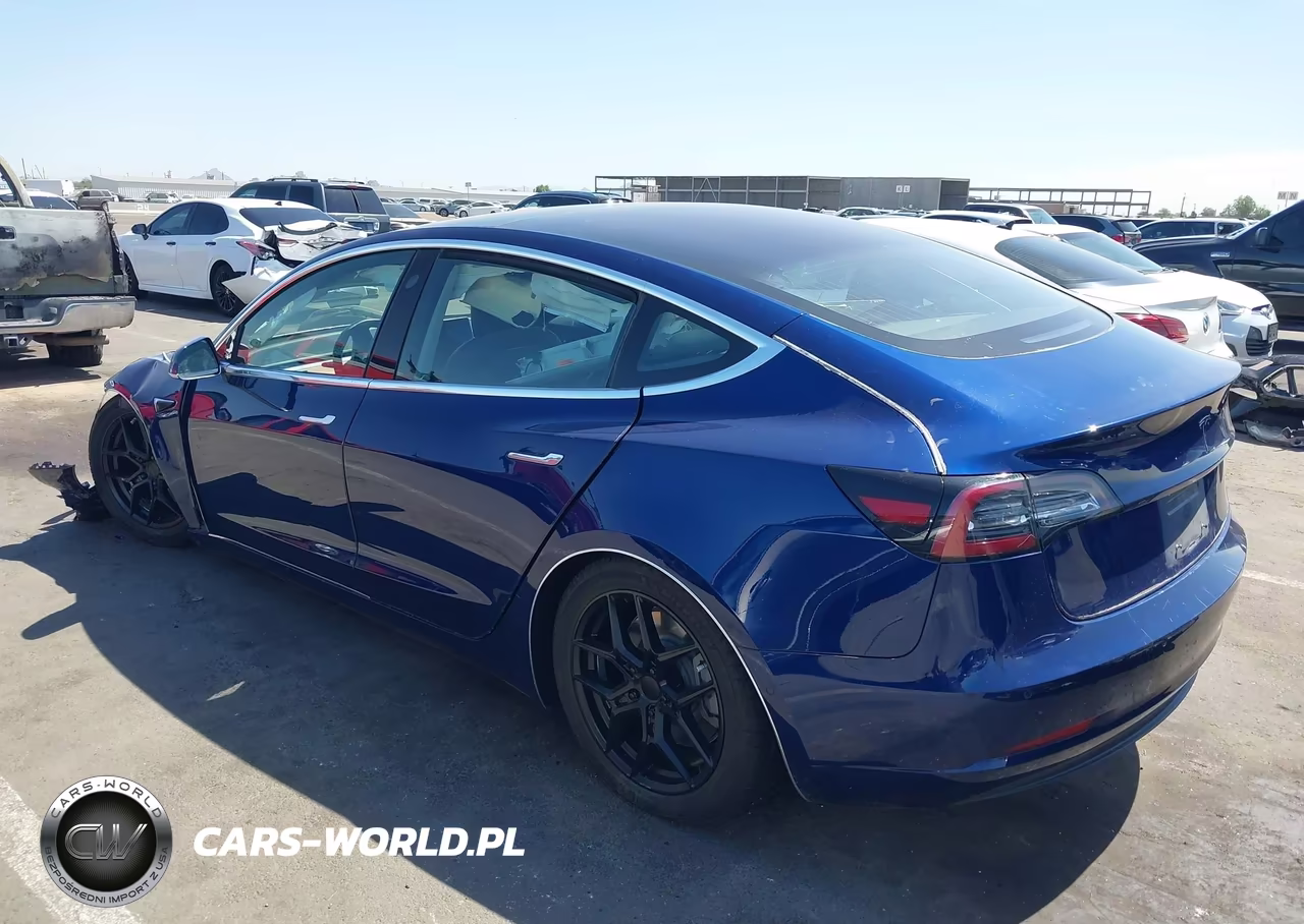 2018 Tesla Model 3 Long Range-Mid Range VIN:5YJ3E1EA5JF034220 - 3