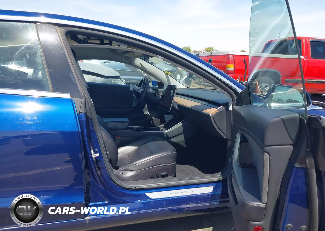 2018 Tesla Model 3 Long Range-Mid Range VIN:5YJ3E1EA5JF034220 - 5