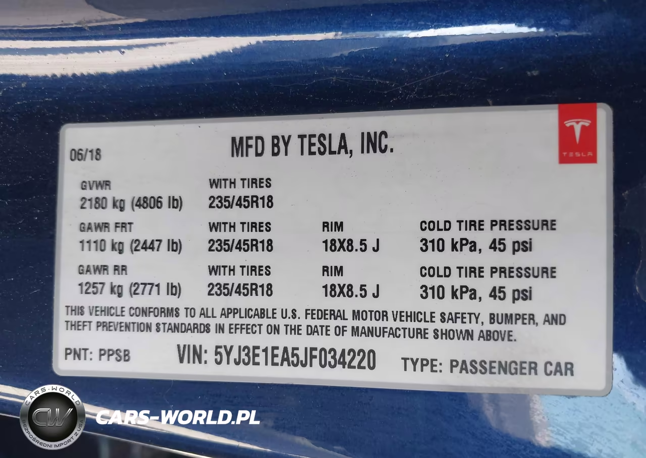 2018 Tesla Model 3 Long Range-Mid Range VIN:5YJ3E1EA5JF034220 - 9