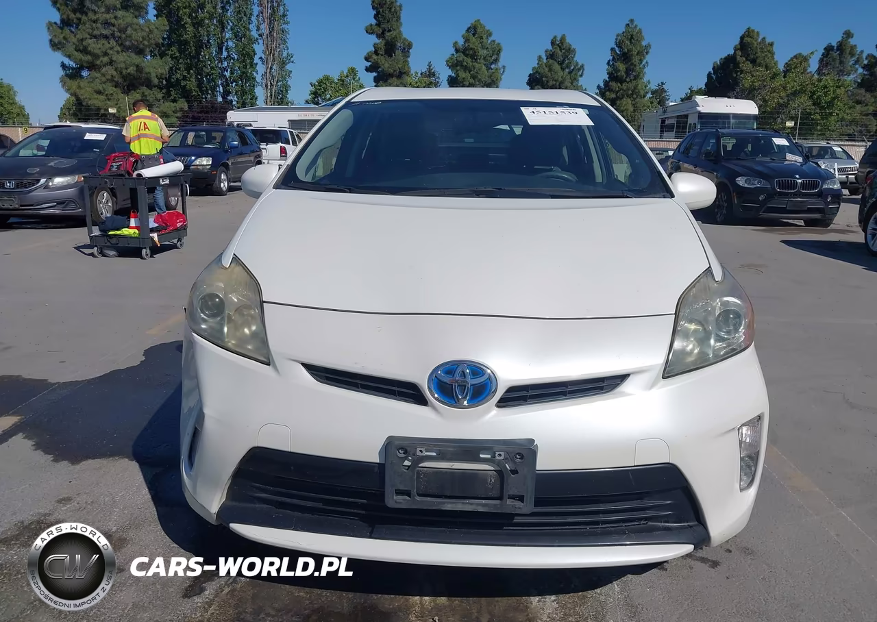 2012 Toyota Prius Two VIN:JTDKN3DU4C5440898 - 12