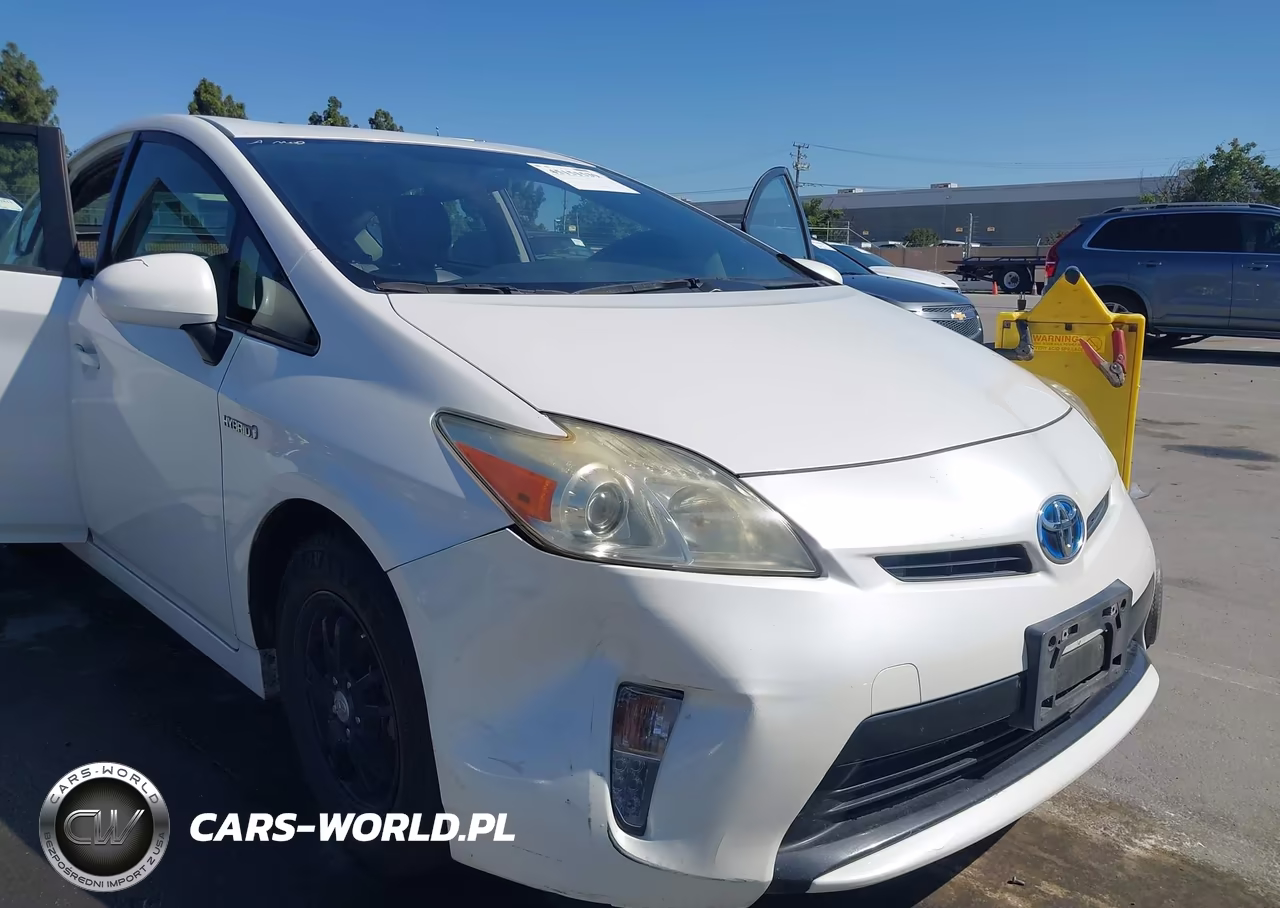 2012 Toyota Prius Two VIN:JTDKN3DU4C5440898 - 6