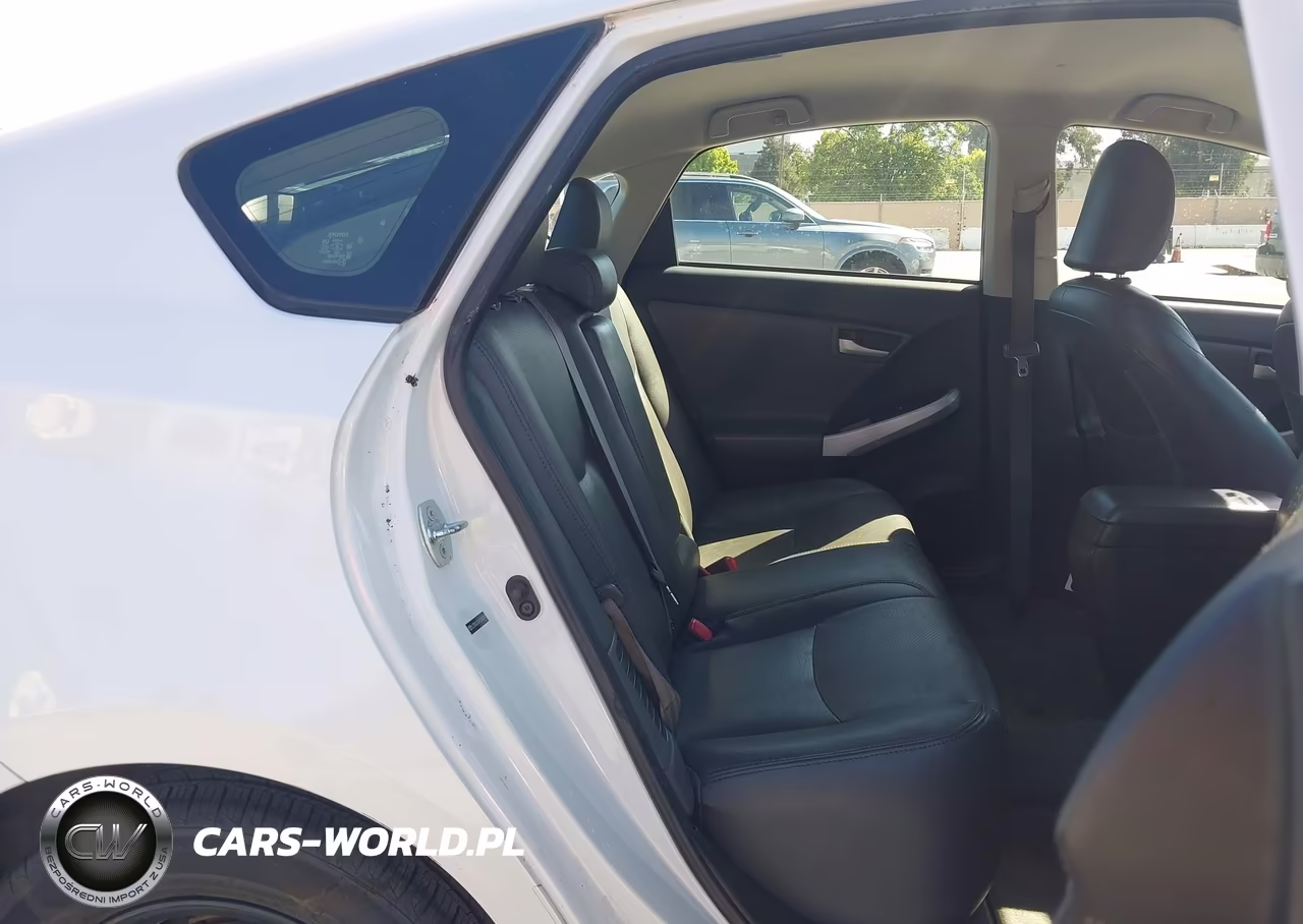 2012 Toyota Prius Two VIN:JTDKN3DU4C5440898 - 8